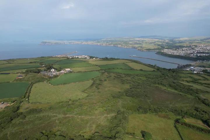The Dairy @ Trefechan Wen Goodwick Esterno foto