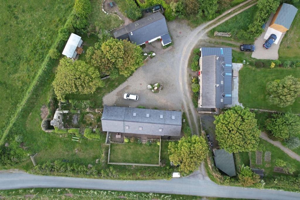 The Dairy @ Trefechan Wen Goodwick Esterno foto