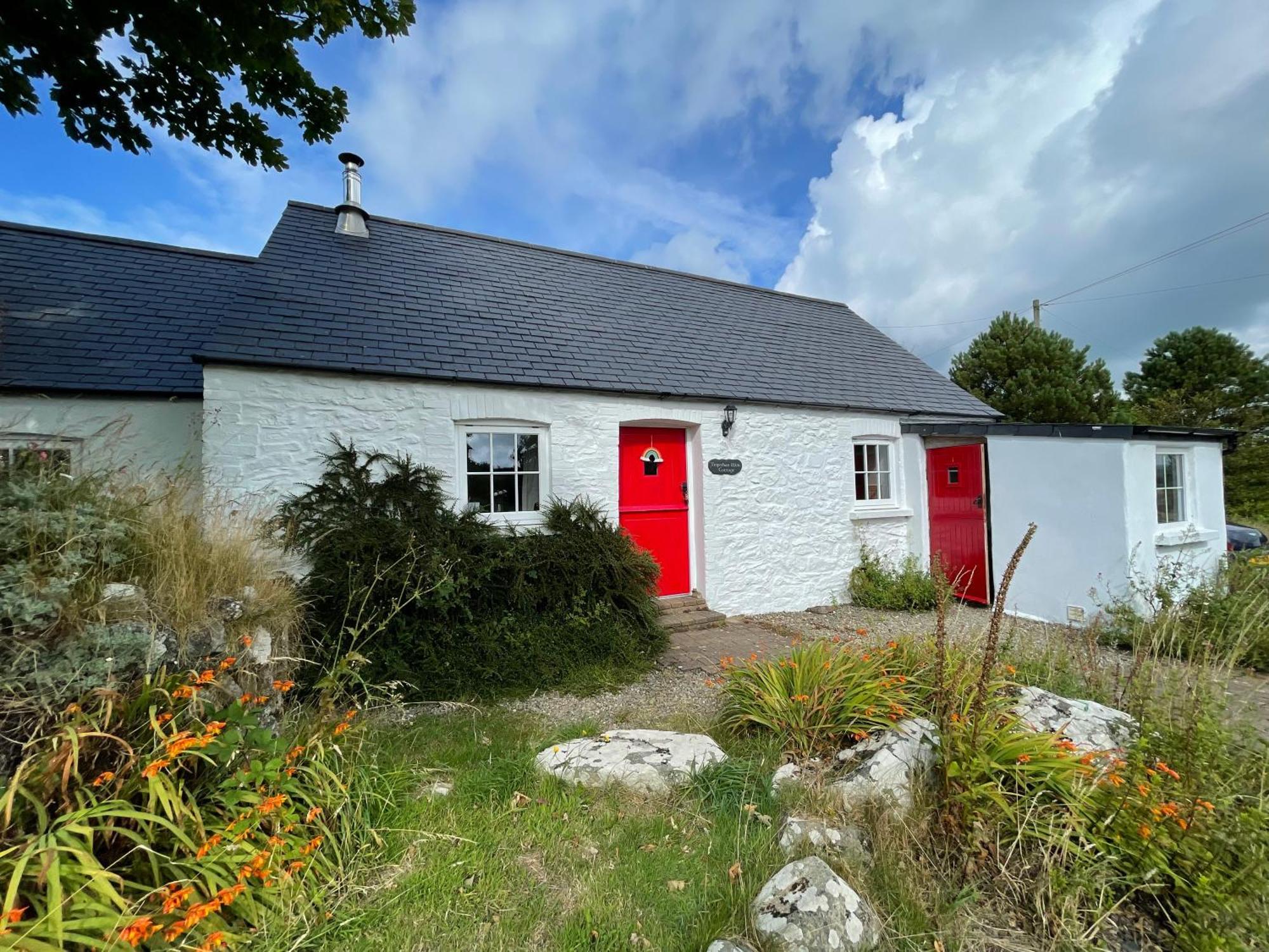 The Dairy @ Trefechan Wen Goodwick Esterno foto